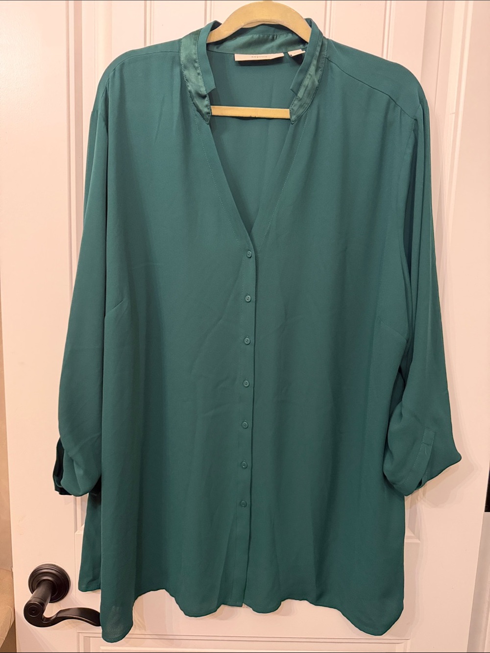Sejour Teal Long-Sleeve Button Down Blouse
